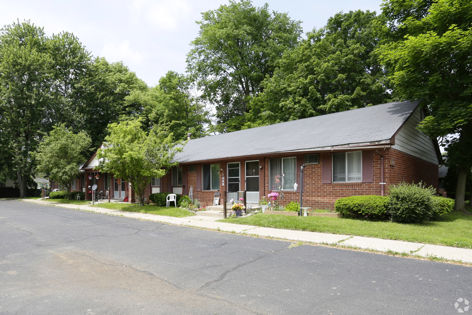 Goldentree Apartments exterior in Portage Michigan