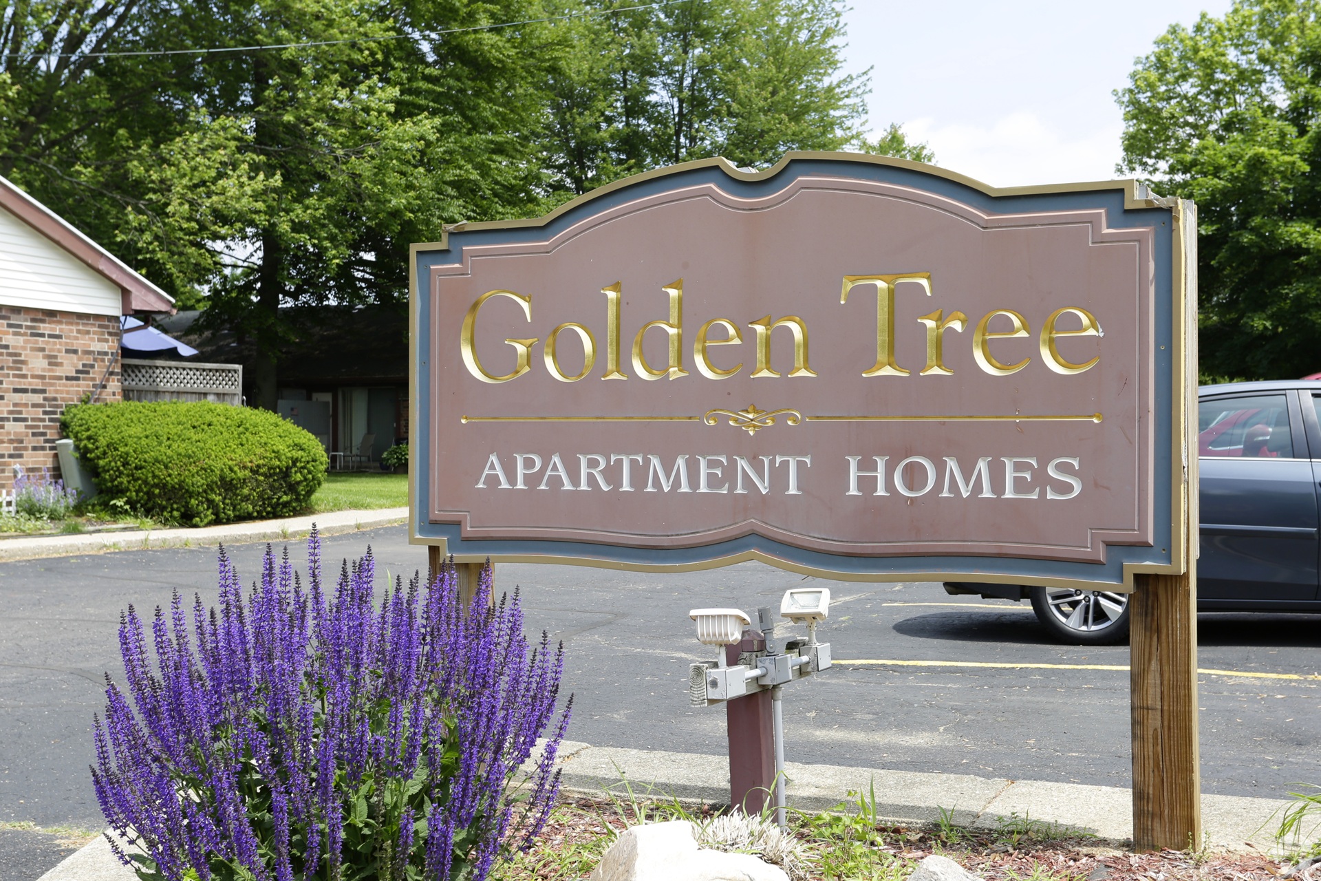 Goldentree Apartments sign in Portage Michigan